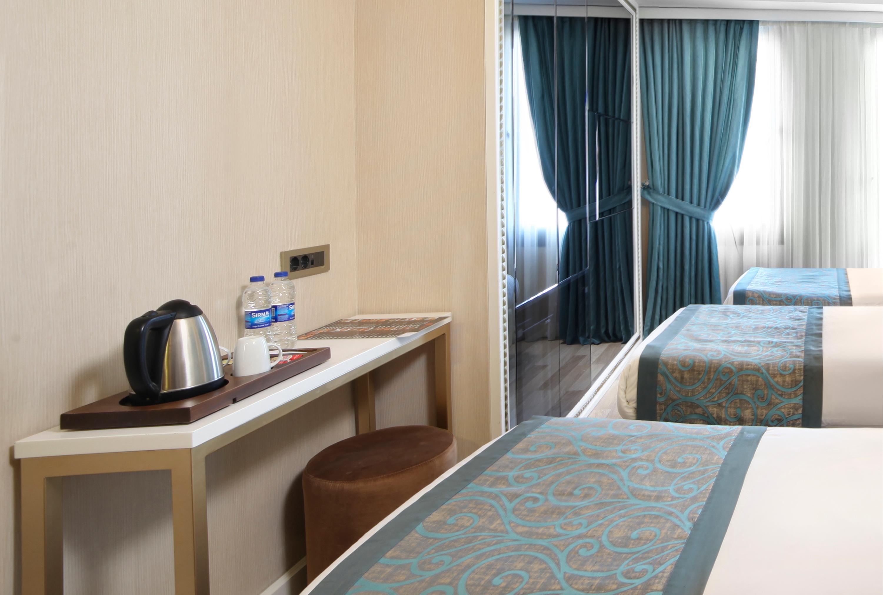 Triple Room