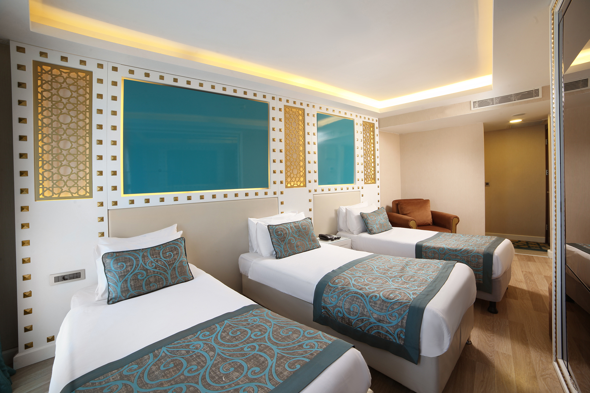 Triple Room